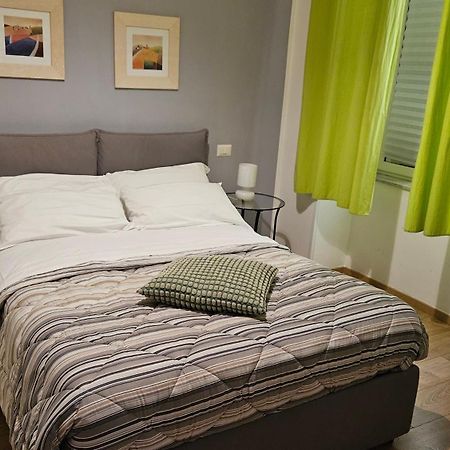 Studio Flat 381 Napoli Esterno foto