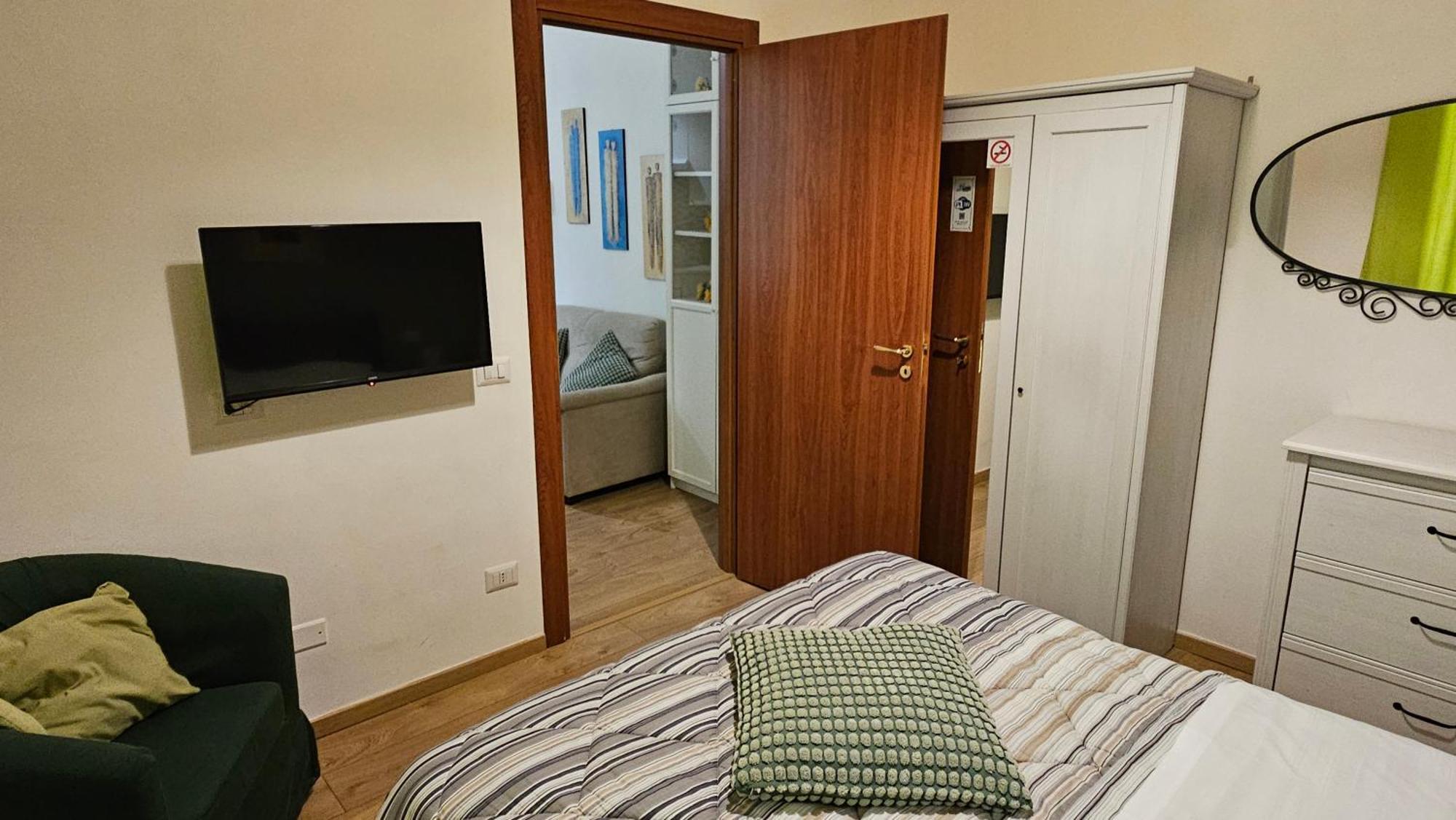 Studio Flat 381 Napoli Esterno foto