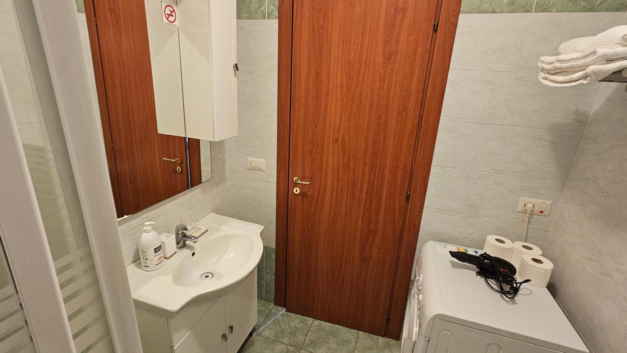 Studio Flat 381 Napoli Esterno foto